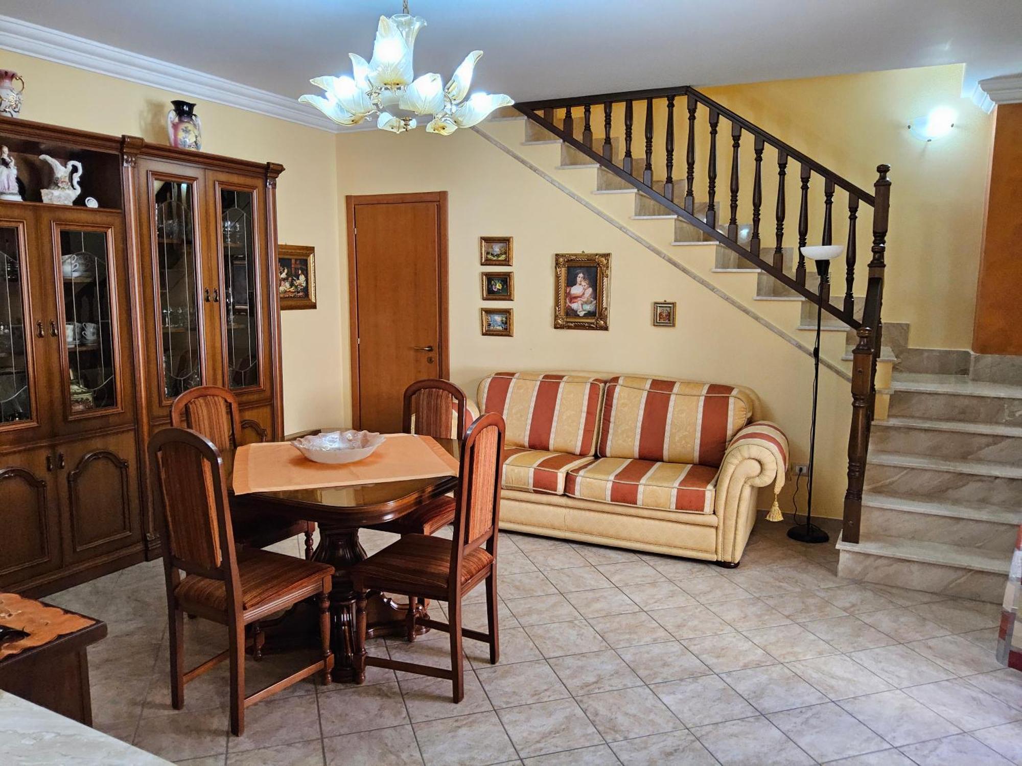 Appartement Al Cortile Del Pozzo à Delia Extérieur photo