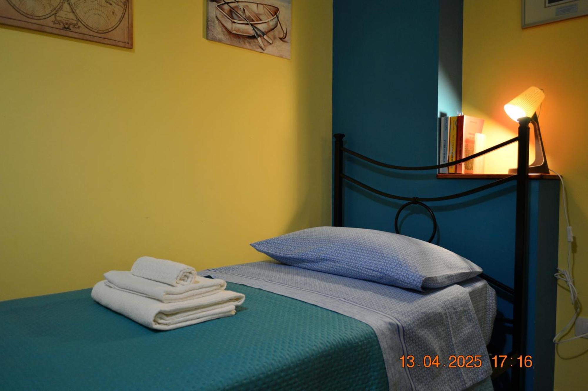 Appartement Al Cortile Del Pozzo à Delia Extérieur photo